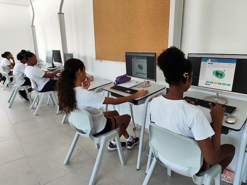 Escola Portuguesa de Cabo Verde participa no Bebras - Desafio de Pensamento Computacional